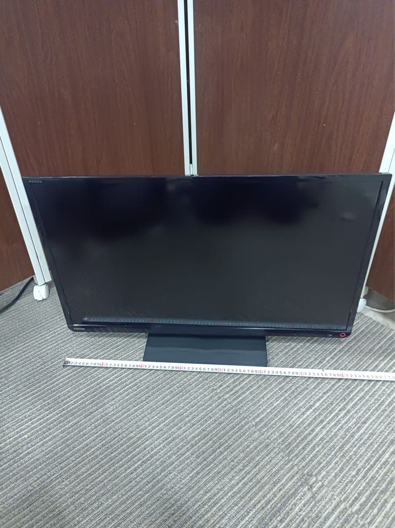 [八6375] TOSHIBA 32型液晶カラーテレビ 32S8