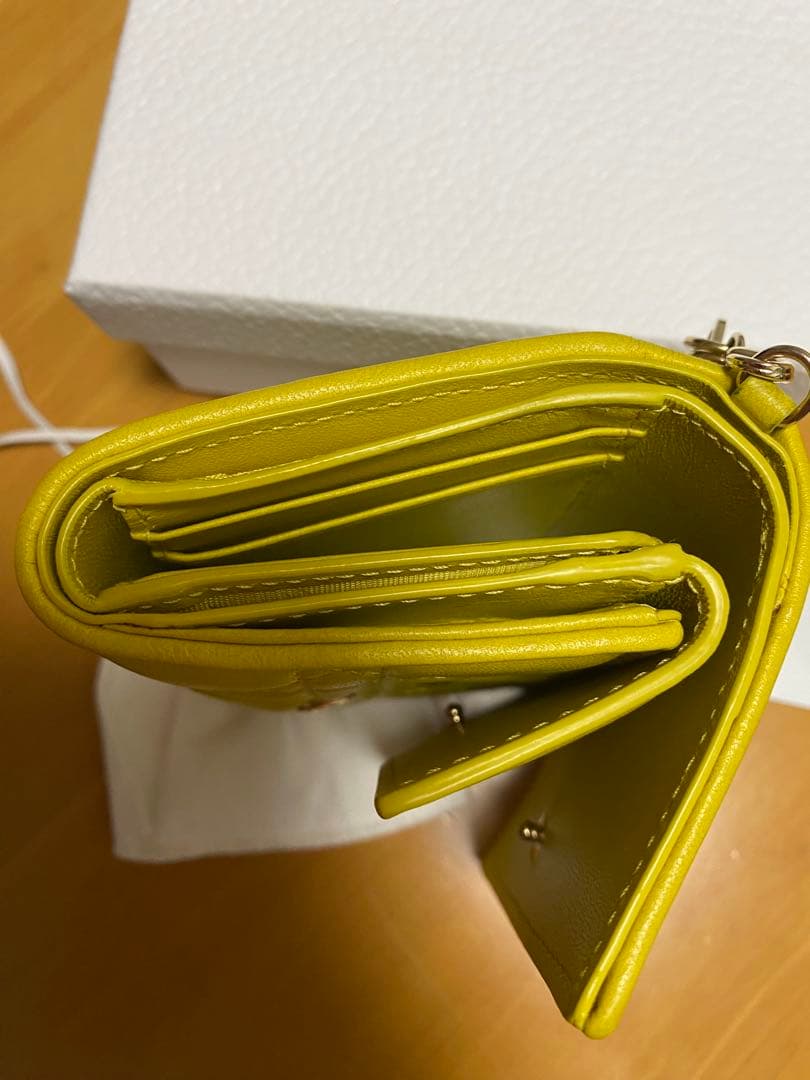 Dior イエロー 三つ折り財布