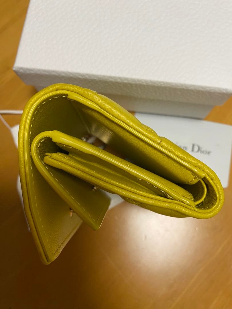 Dior イエロー 三つ折り財布