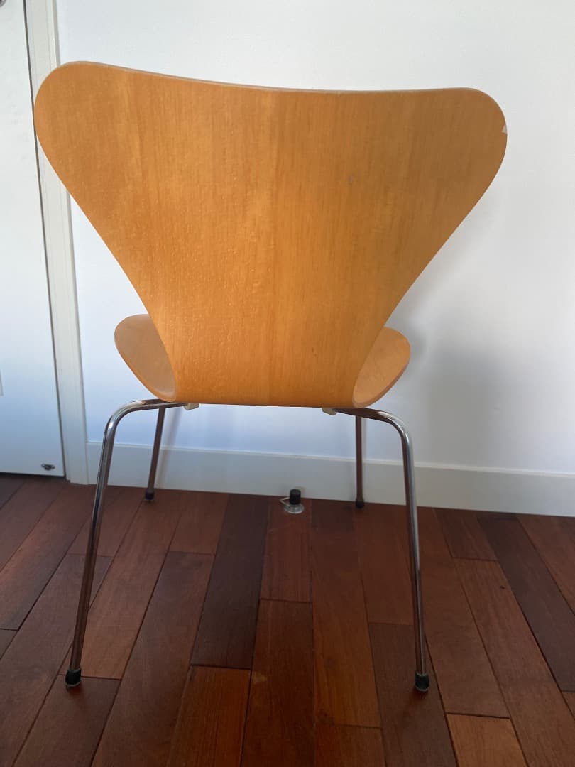 LLC様アルネヤコブセン　フリッツハンセン　セブンチェア1990年ナチュラル①