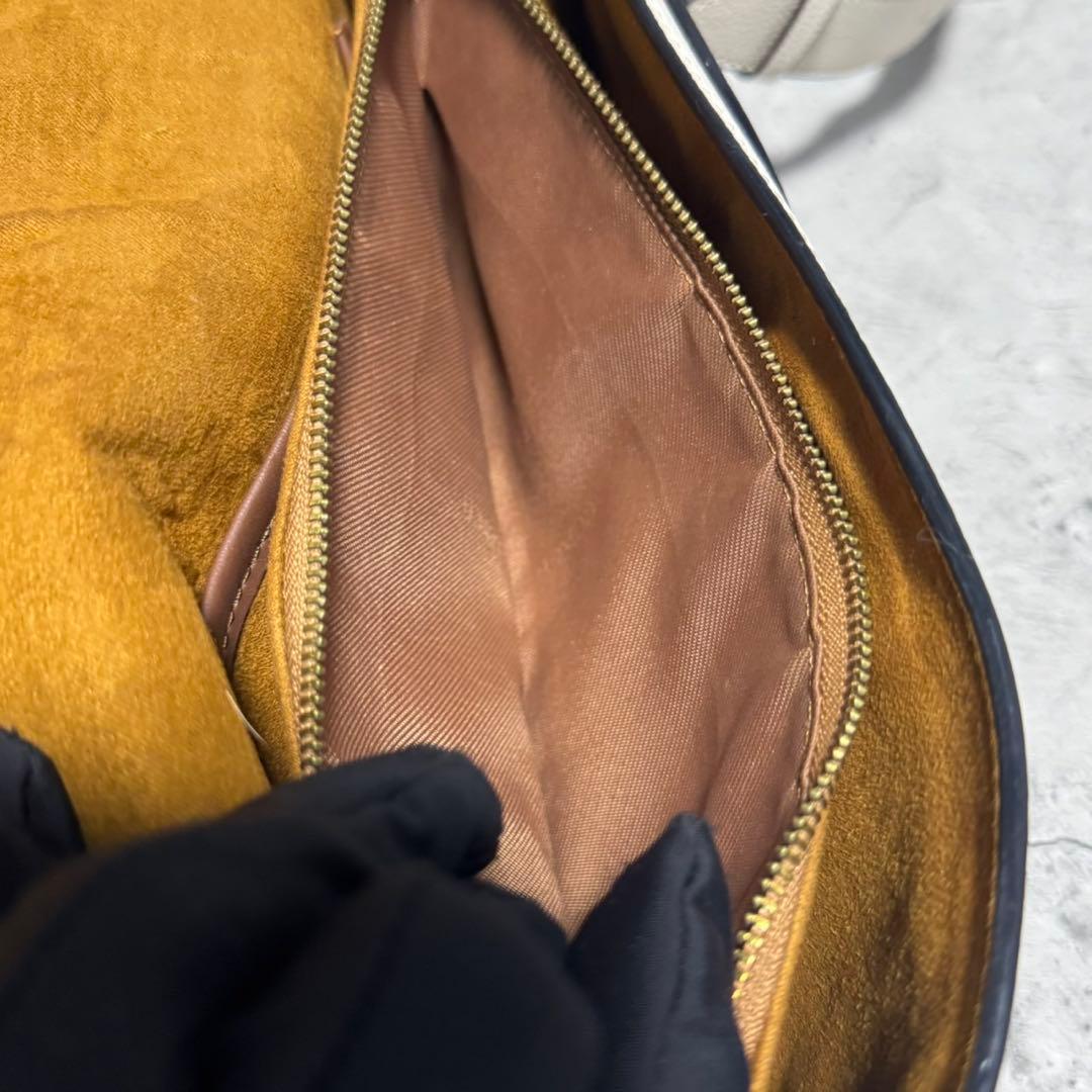 美品✨️コーチ ショルダーバッグ タビー シボ革 レザー アイボリー F3995