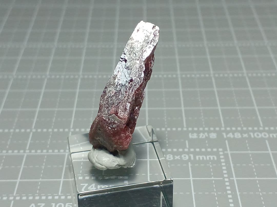 国産鉱物　パイロクスマンガン石　3cm　原石　Pyroxmangite　鉱物標本