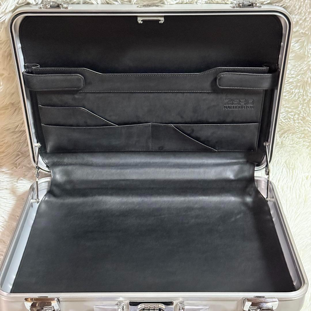 未使用級✨ゼロハリバートン　アタッシュケース　クリアハンドル　アルミ