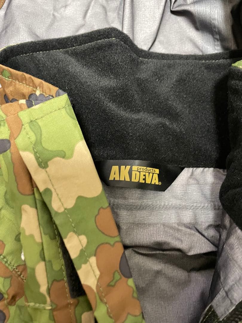 AK DEVA GORE-TEX 迷彩フード付きジャケット