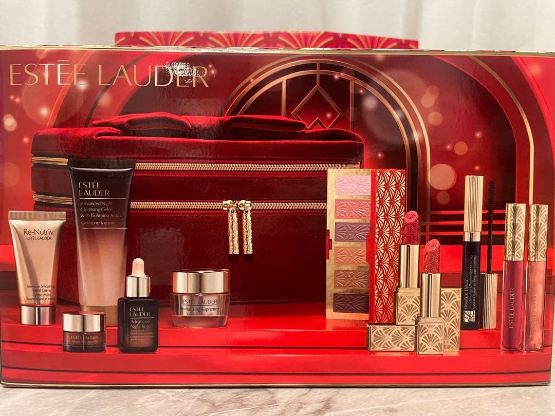 限定値下げ‼️ESTEE LAUDER クリスマスコフレ 2024新品✩未開封