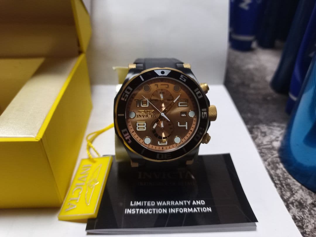 INVICTA メンズ 時計 ラバーベルト ブラウン