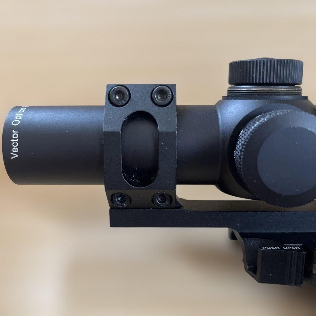 vector optics forester 1-5×24 スコープ　マウント付