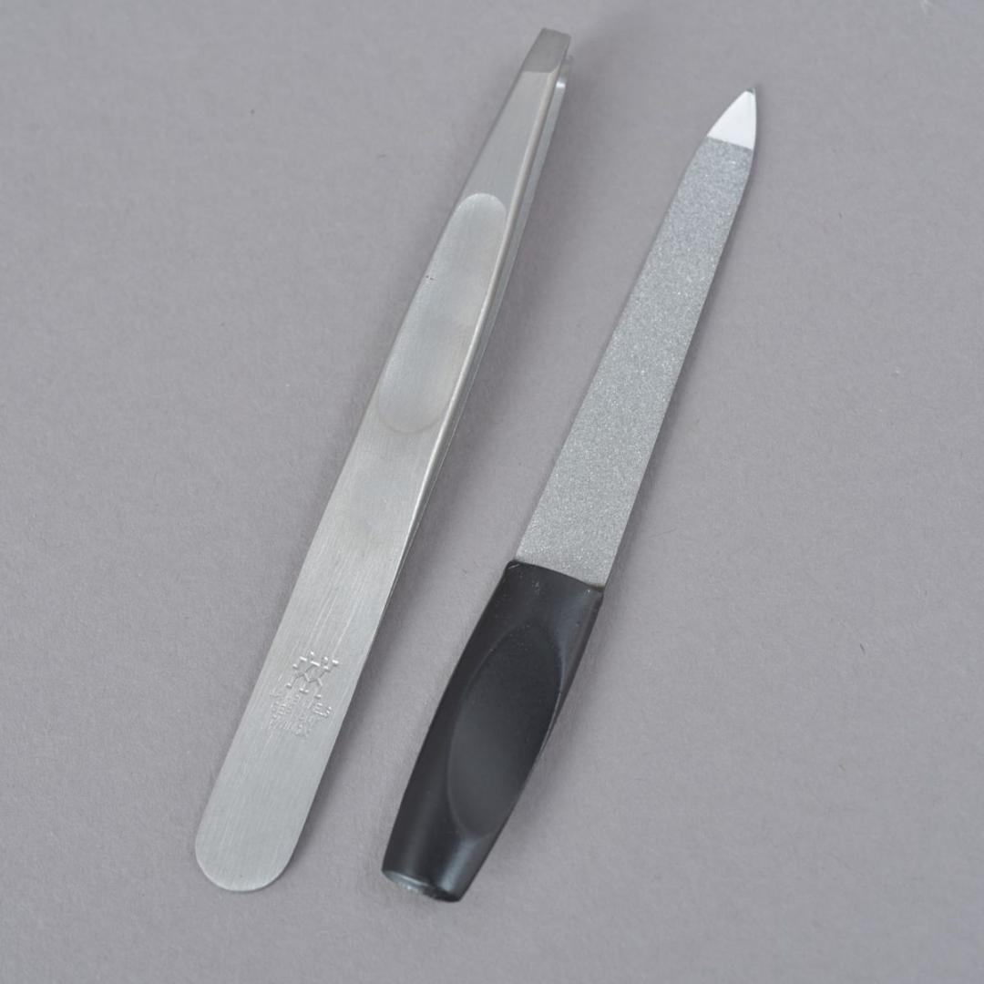 新品レア品 グッチ GUCCI ネイルケアセット 爪切り爪ヤスリ毛抜き3点セット