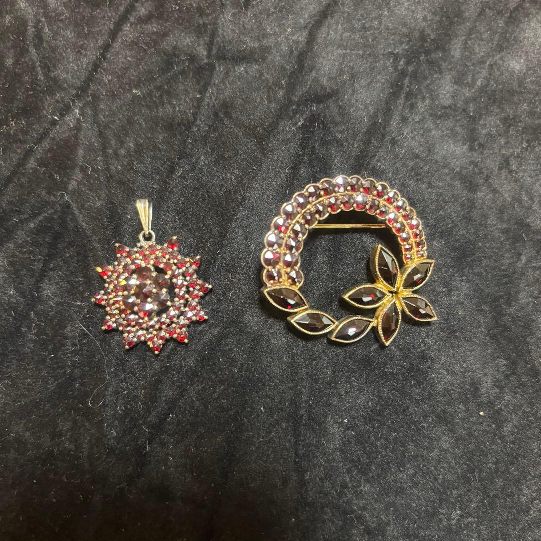 ガーネットブローチ＆ペンダントトップセット