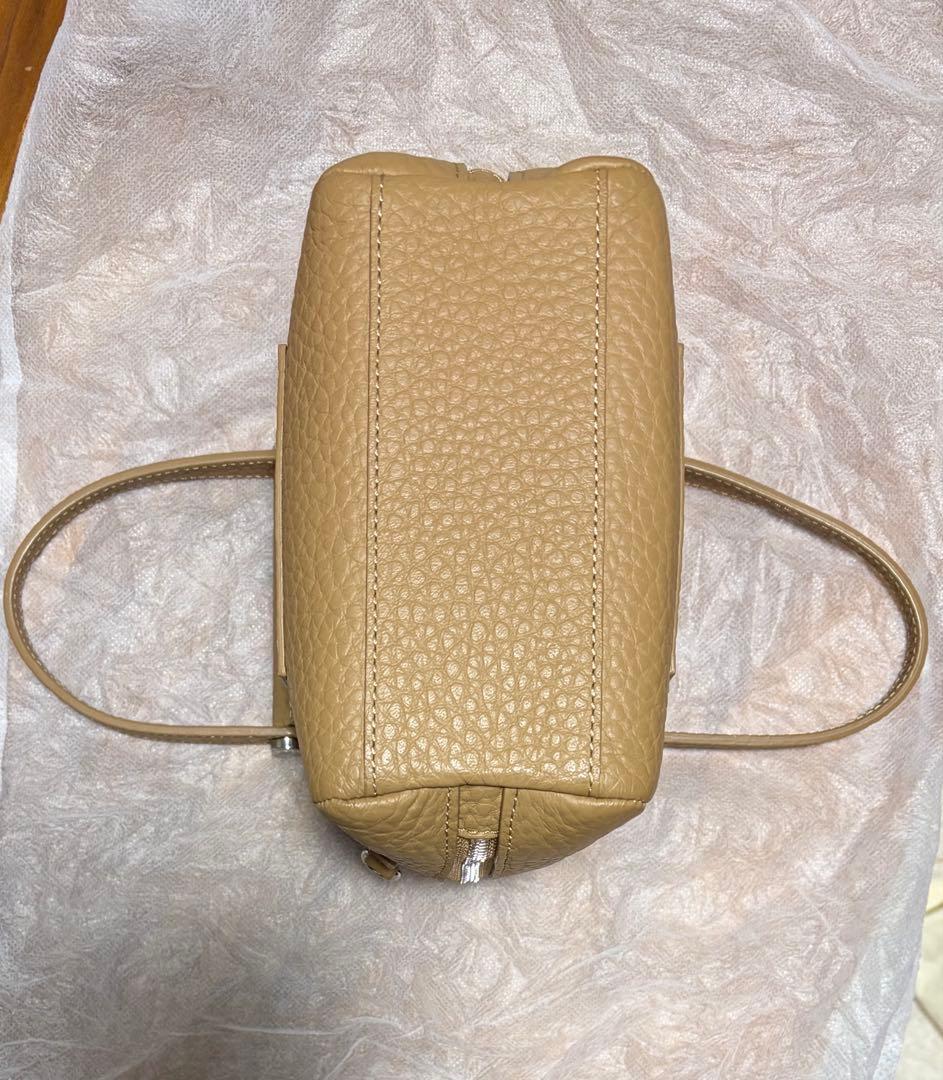 IACUCCI イアクッチ　クーポラ ALCE ショルダーバック　未使用に近い