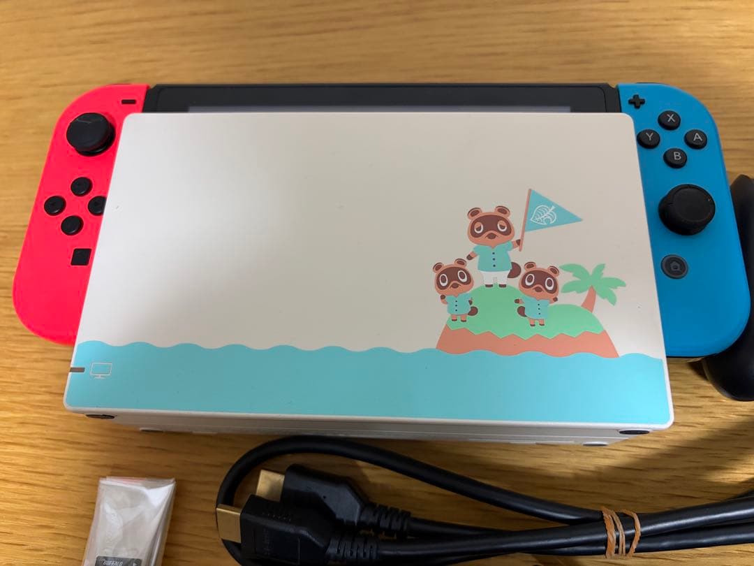 Nintendo Switch あつまれどうぶつの森コラボ　おまけ付き　中古