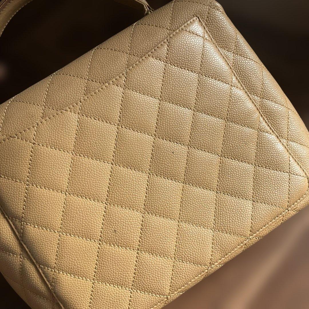 Chanel ベージュ キルティング ハンドバッグ