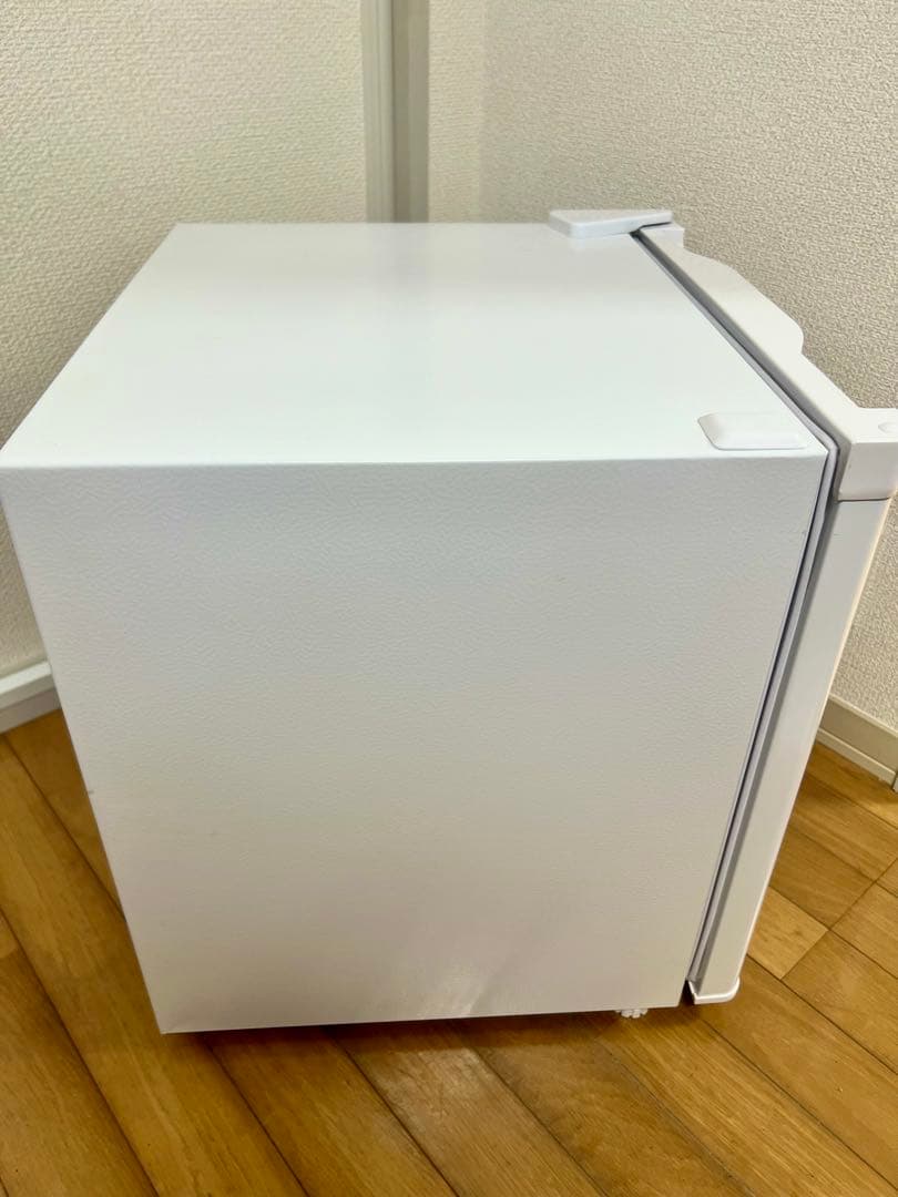 【新品同様】2023年製 A-Stage 冷凍庫31L FZ03A-31WT