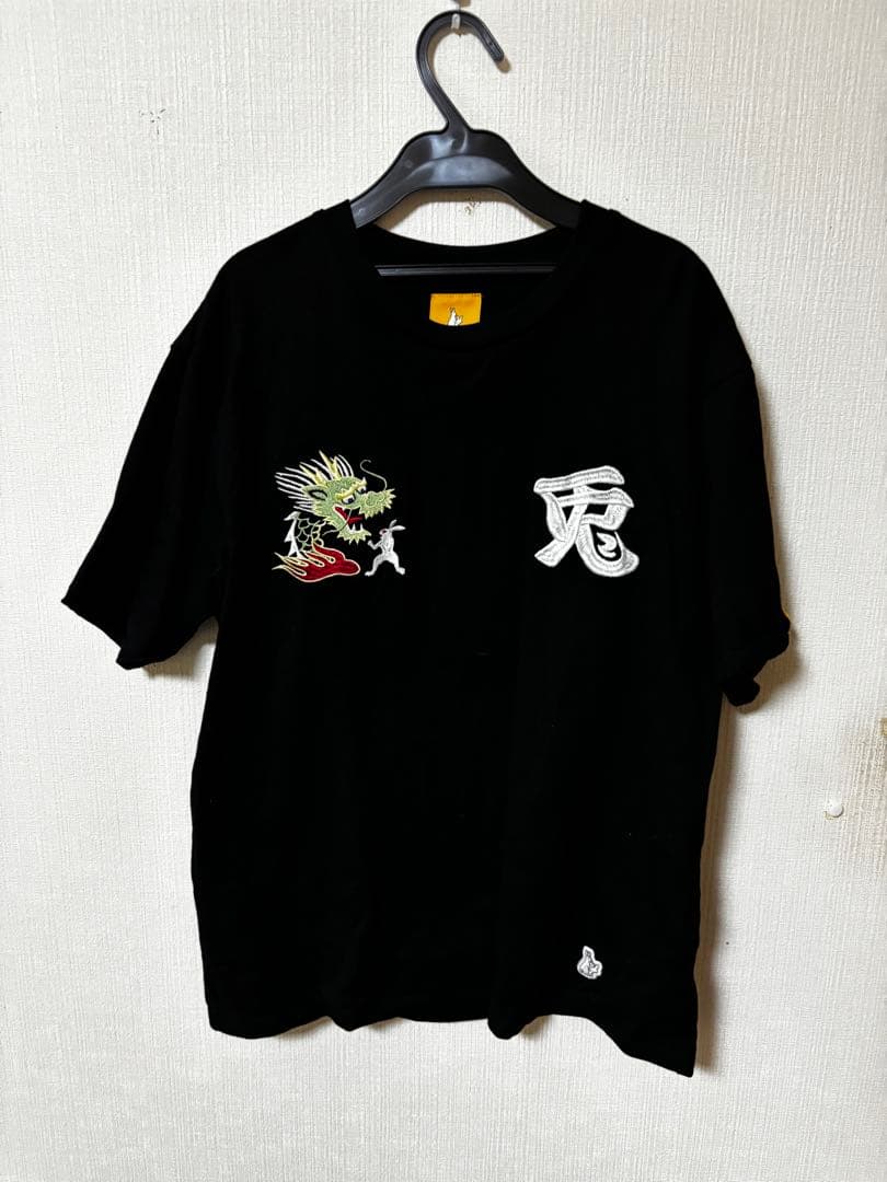 fr2 東京シティ ドラゴン刺繍 Tシャツ