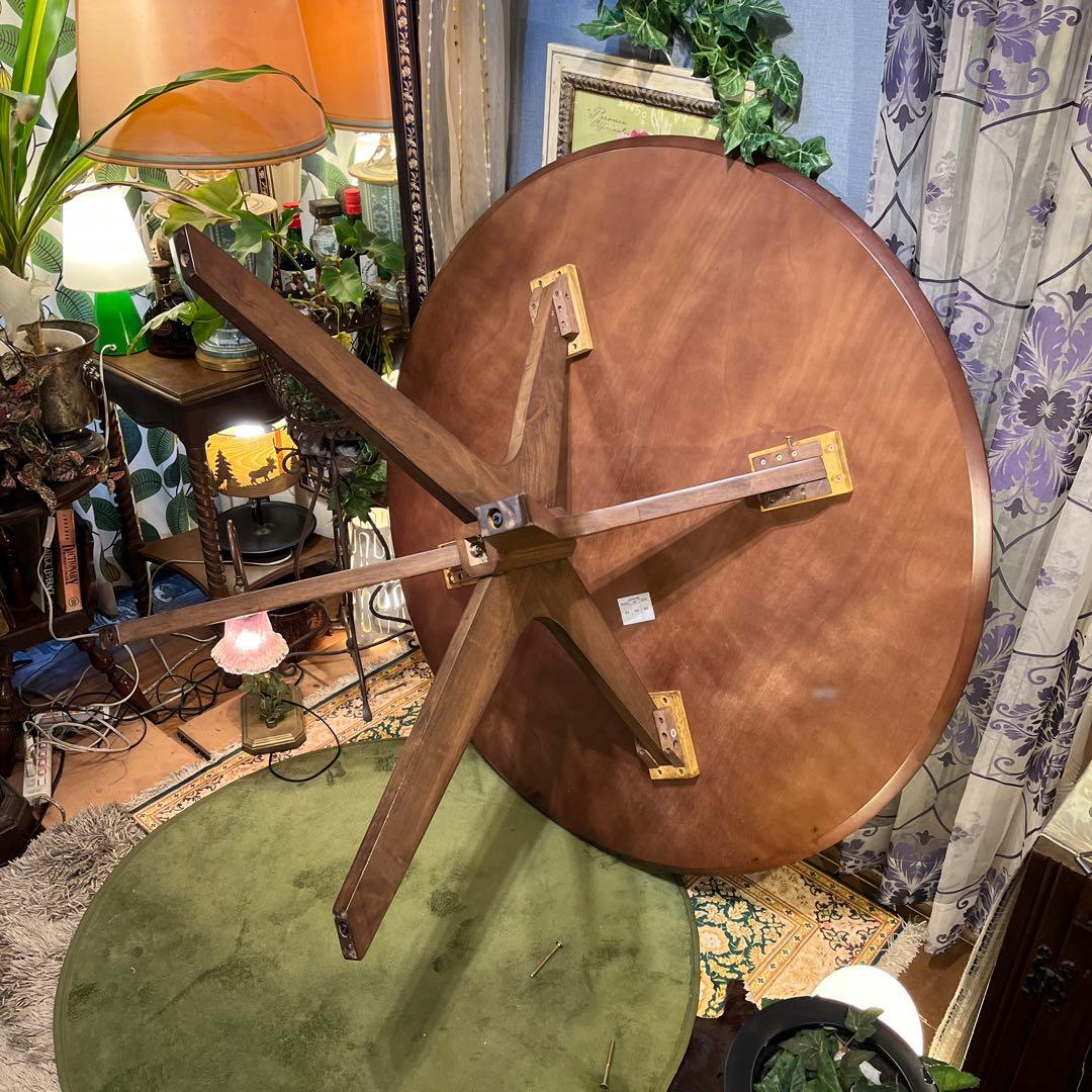 ふくちゃん 　ヴィンテージ 孔雀張り　デザインレッグ　ラウンドテーブル