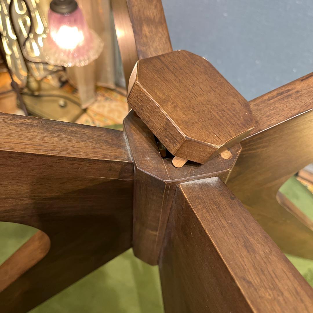 ふくちゃん 　ヴィンテージ 孔雀張り　デザインレッグ　ラウンドテーブル