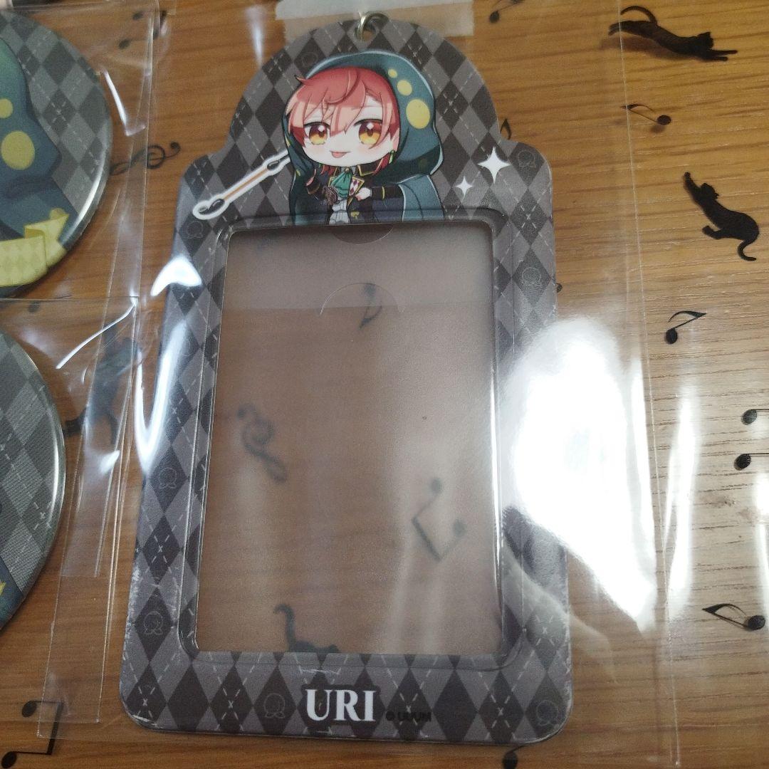 カラフルピーチ　うり　ワンダーランド　缶バッジ　まとめ売り　トレカケース