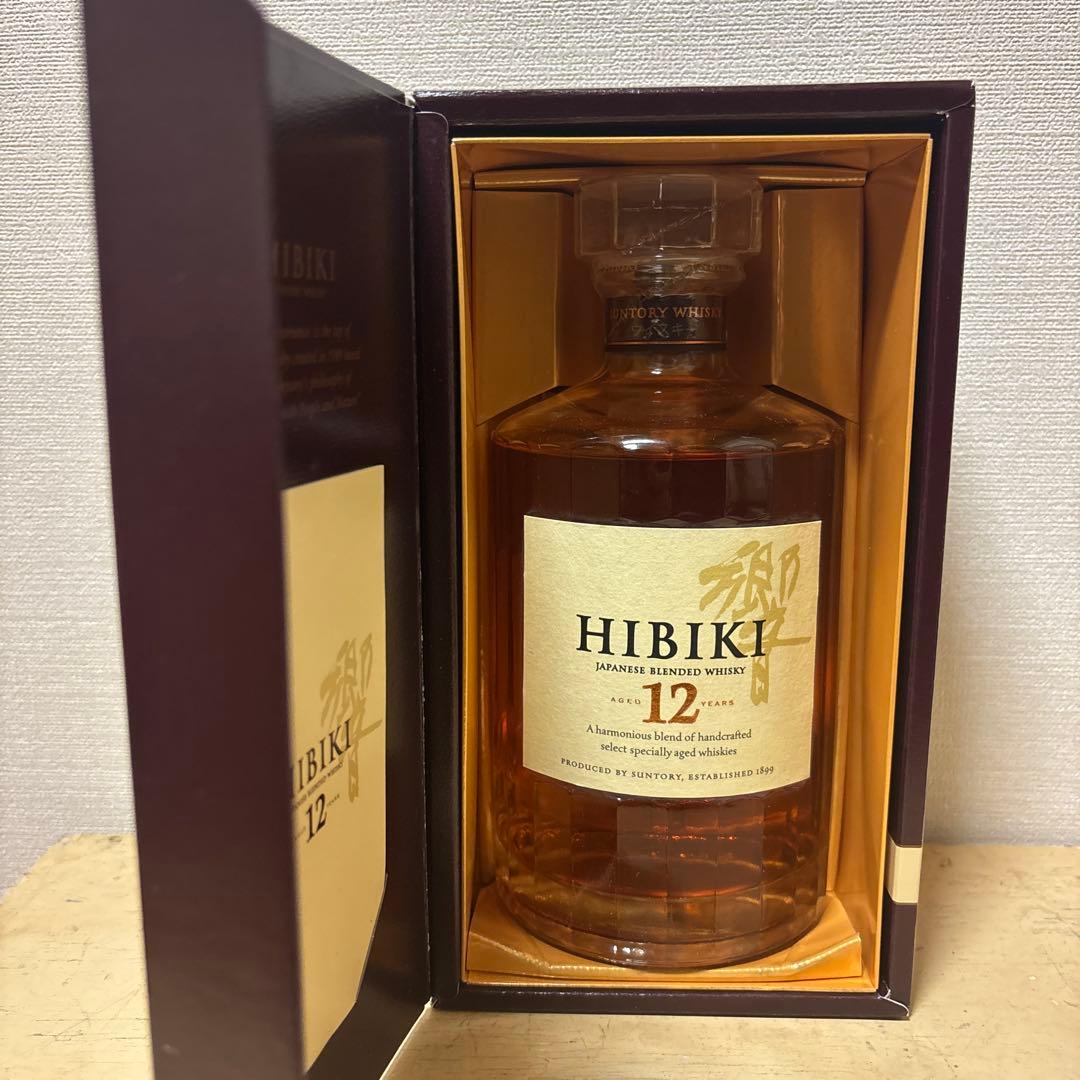 サントリー　響HIBIKI 12年 ウイスキー 700ml 希少古酒未開封　底値