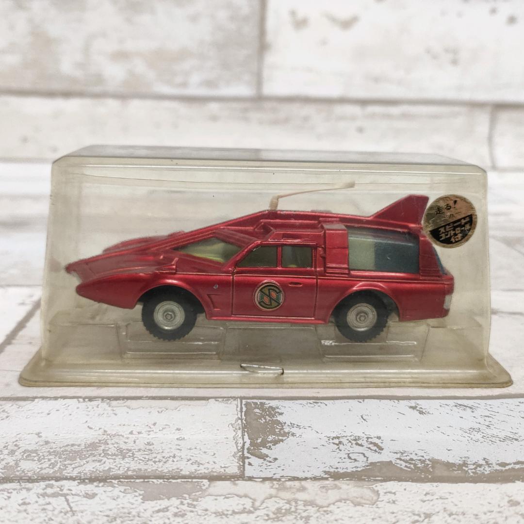 dinky toys SPECTRUM PATROL CAR ミニカー