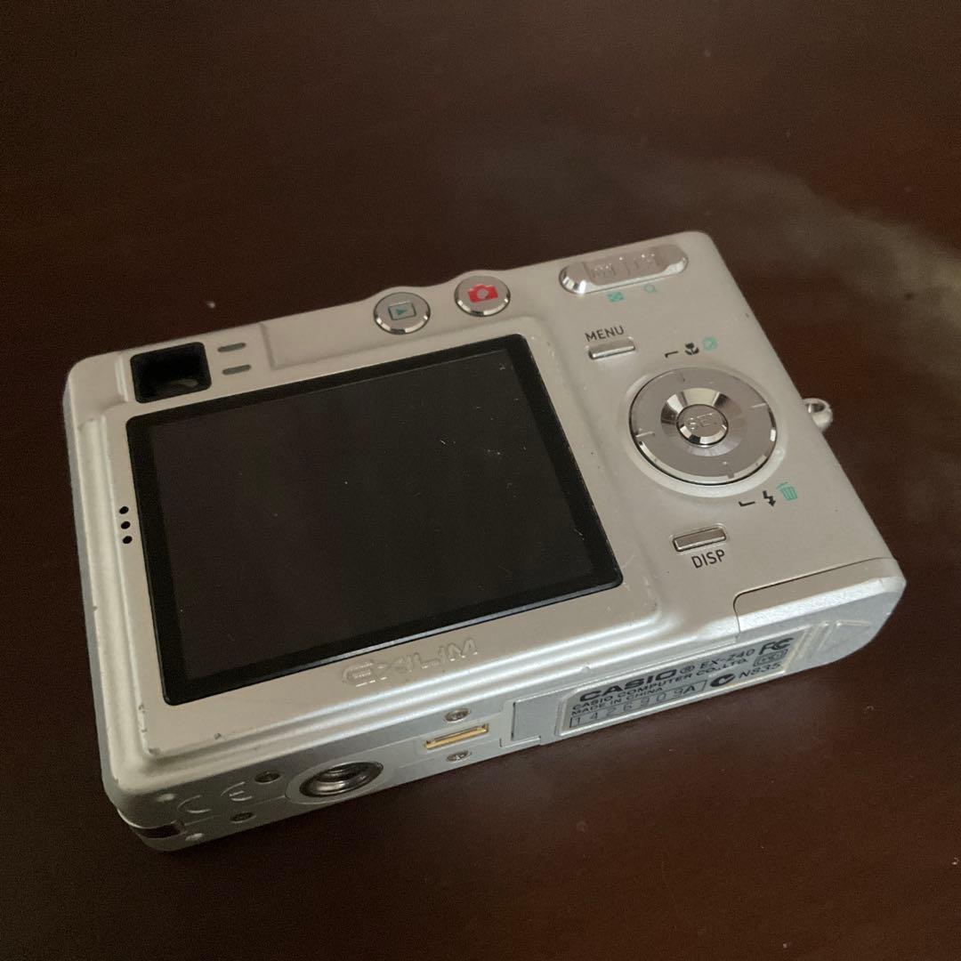 デジタルカメラ Casio EXILIM EX-Z40
