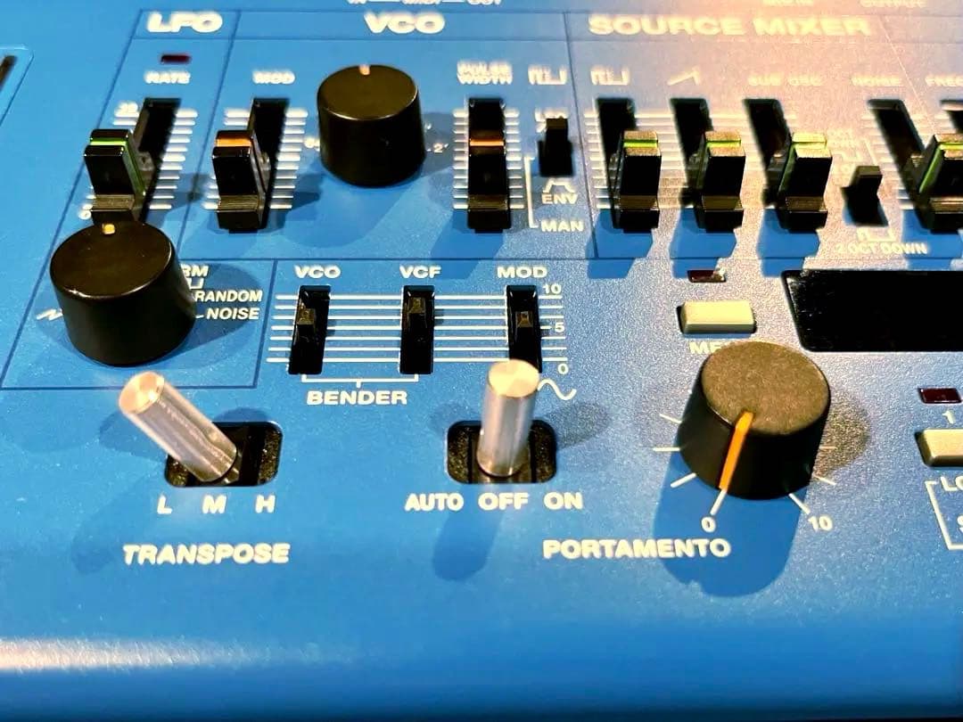 鍵盤楽器 Roland SH-01A Blue
