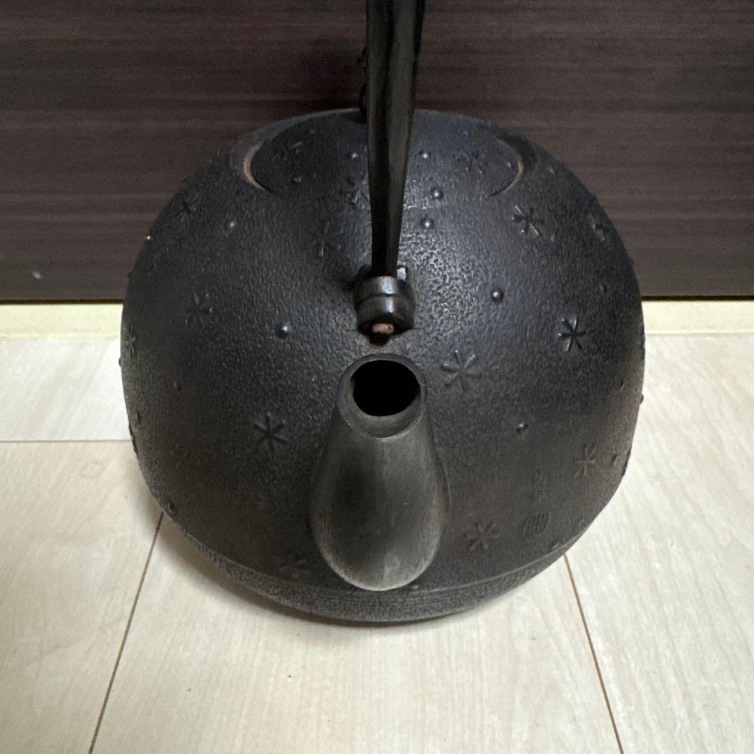 【美品】高橋大益 南部鉄瓶 鋳鉄製鉄瓶 六花 刻印、箱あり IH可