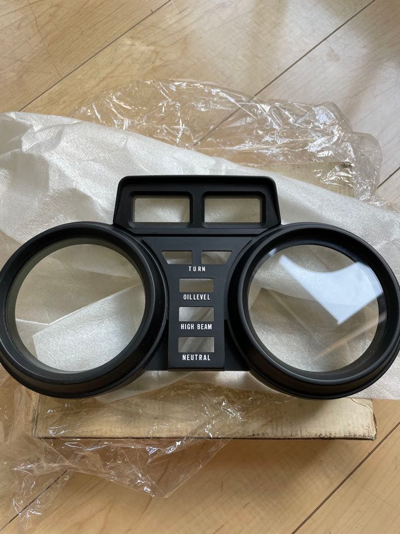 入手困難　純正新品メーターカバー　XJ400 XJ400D