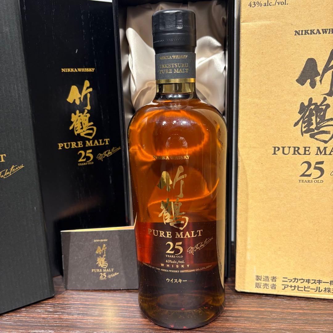 NIKKA WHISKY 竹鶴 PURE MALT 25年　竹鶴25年