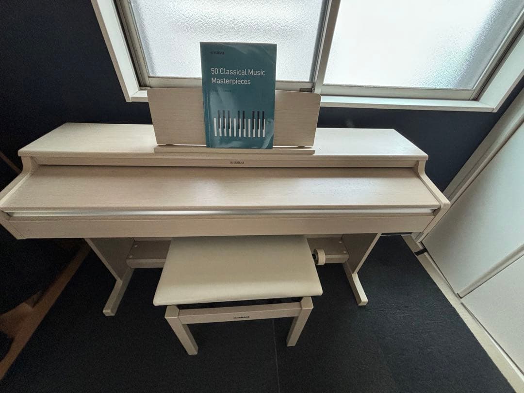 ヤマハ電子ピアノ　ARIUS YDP164WH 19年製
