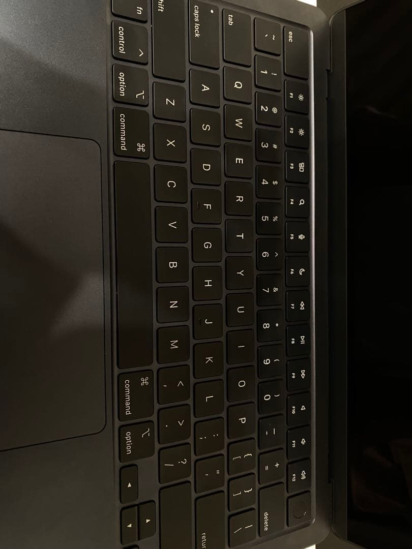 【pomme】Apple MacBook エアーM2ミッドナイトブルー