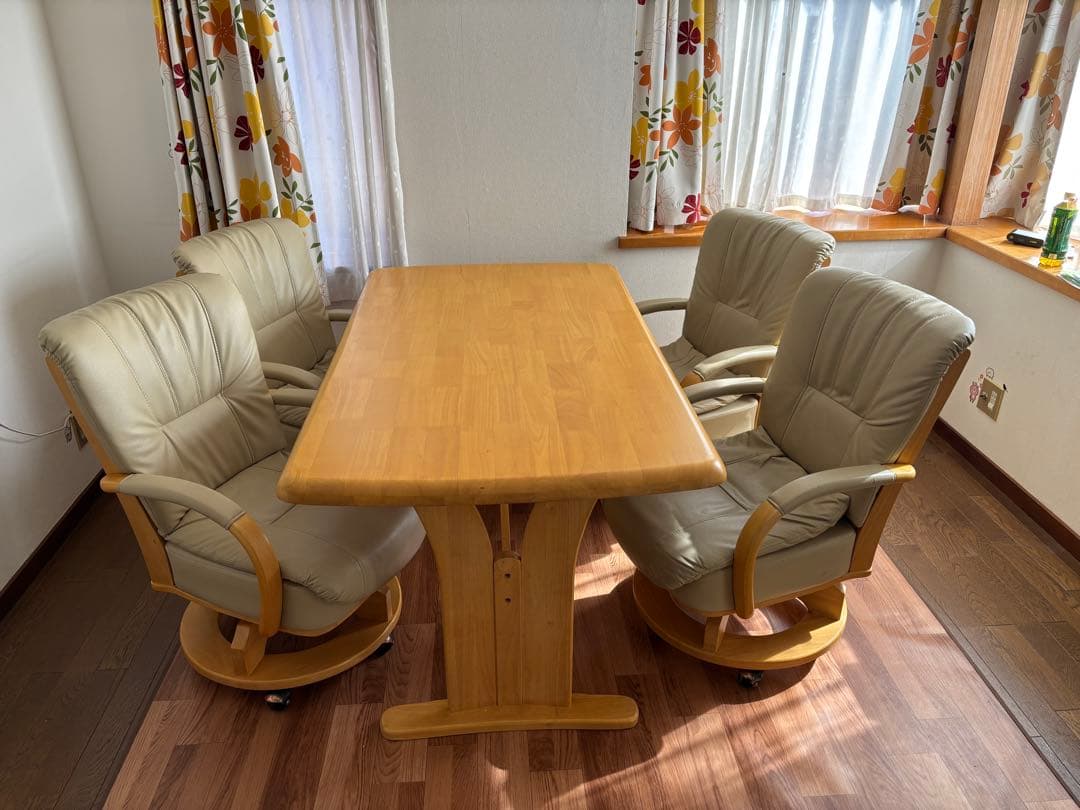 ※2/28まで＊ダイニングテーブル　チェア　5点セット