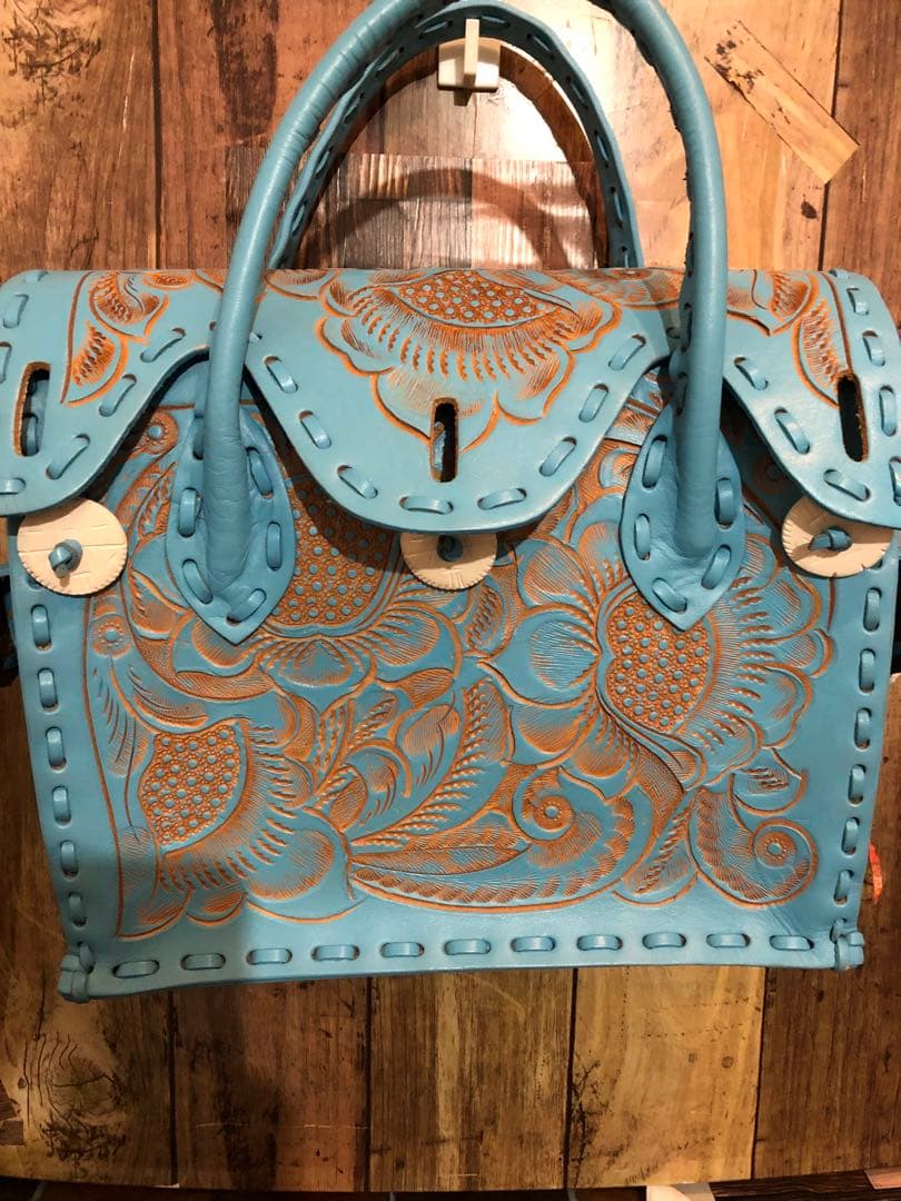 S*A様 レア❣️ カービングトライブス　Sサイズ