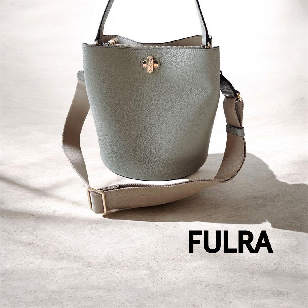 【未使用】FURLA ダナエ　バケットバッグ　2wayショルダーバッグ　レザー