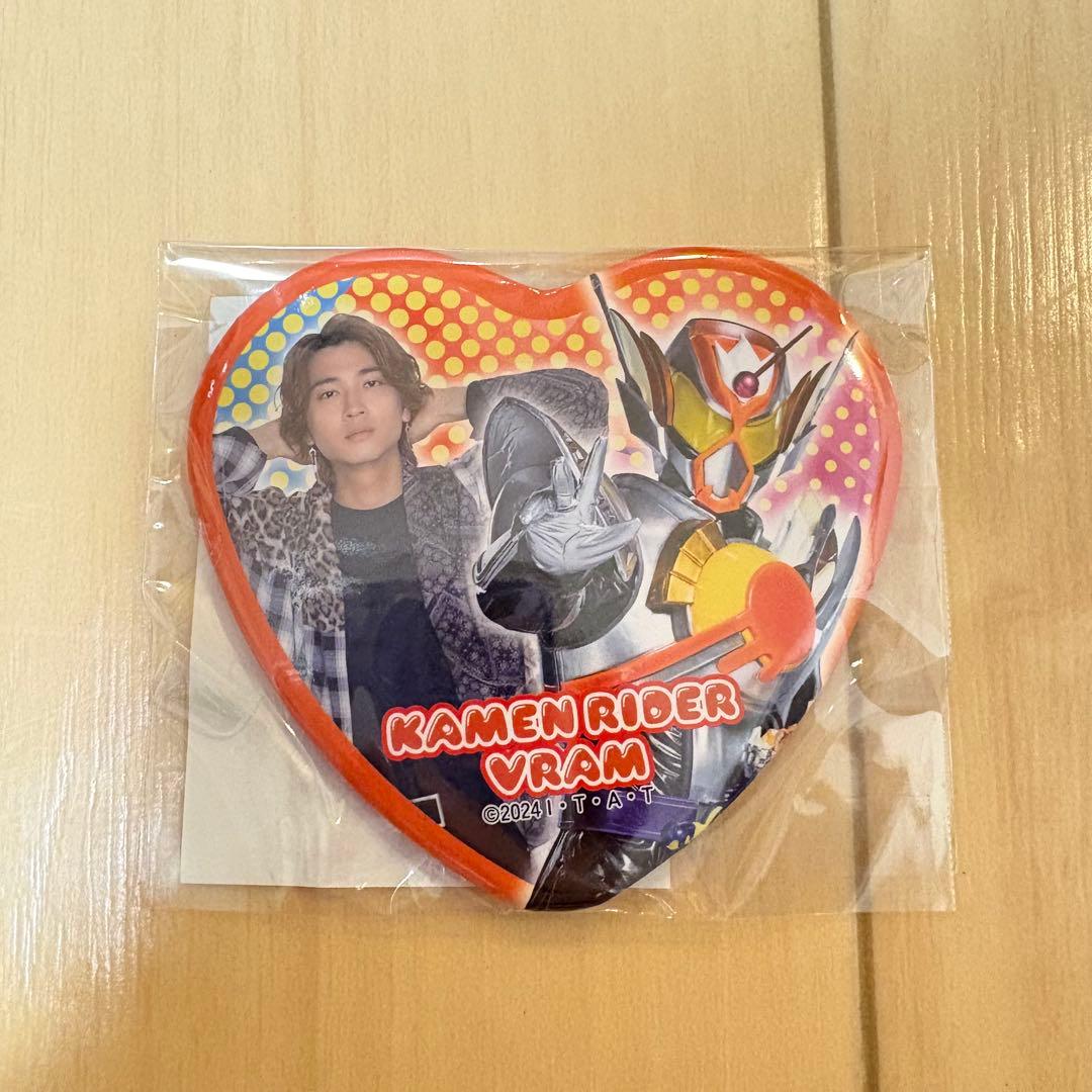 仮面ライダーガヴ　TOSくじ　ラキア　ヴラム　缶バッジ