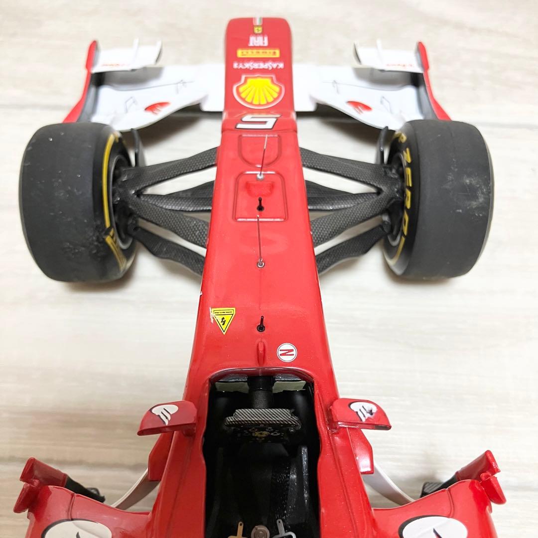 廃盤　希少　レア　フェラーリ　ホットウィール　エリート　1/18 F2012