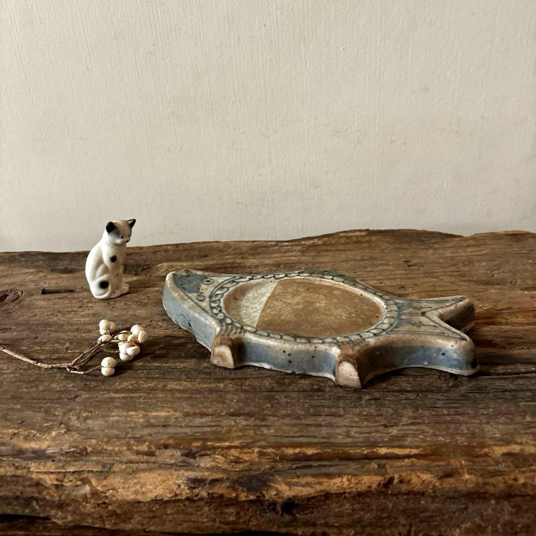 染付魚形硯　東山　兵庫県姫路　江戸時代　骨董　アンティーク検:李朝　三田　伊万里