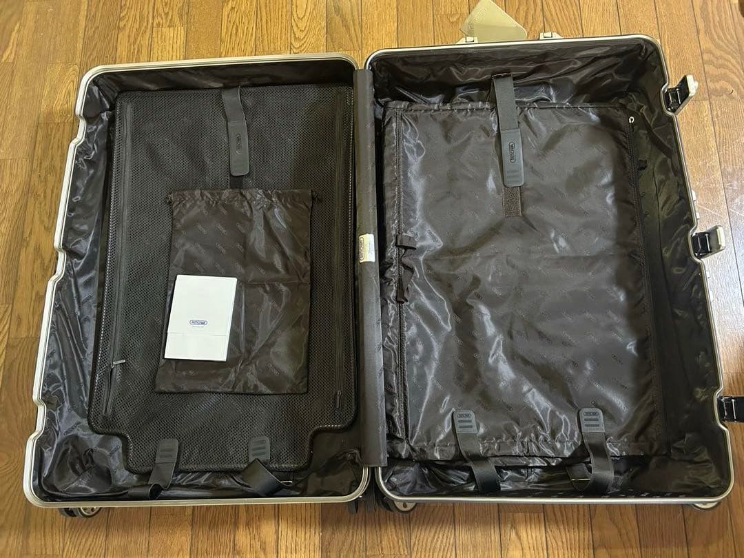 【美品】 RIMOWA TOPASチタニウム 98L 4輪