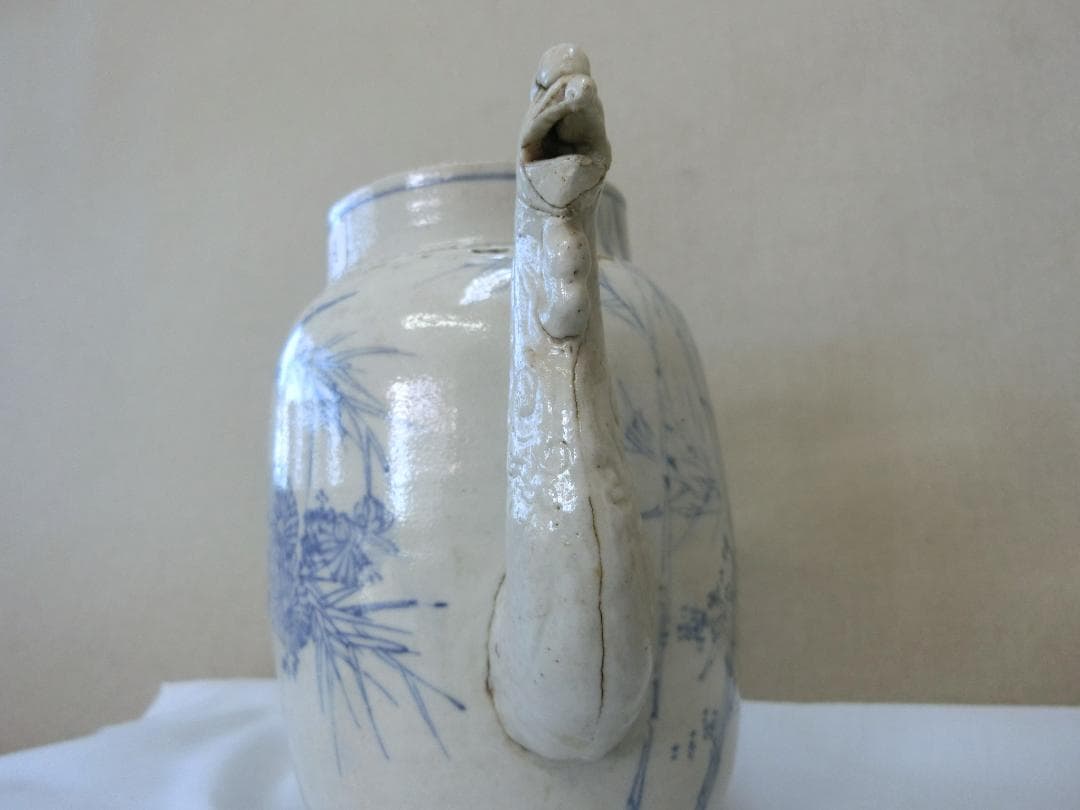 処分価30（金）22時まで【水注　水差　蓋付　白磁に染付花竹文　注ぎ口鳥型・DA