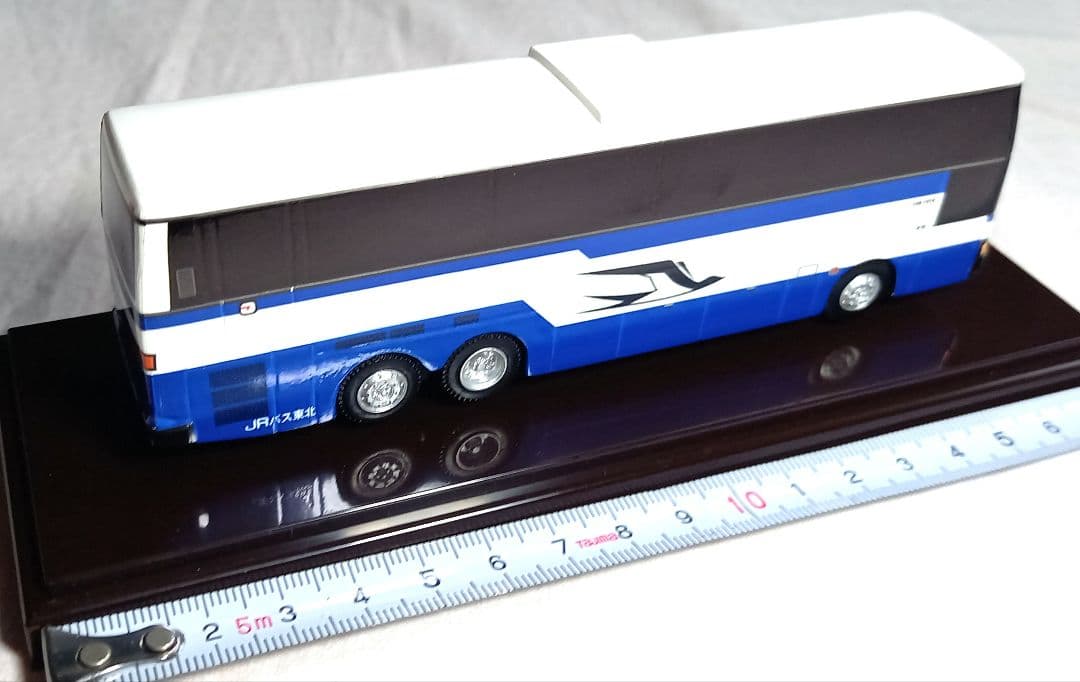 JRバス東北　日産3軸車 JR東日本バスから「JRバス東北」に社名変更