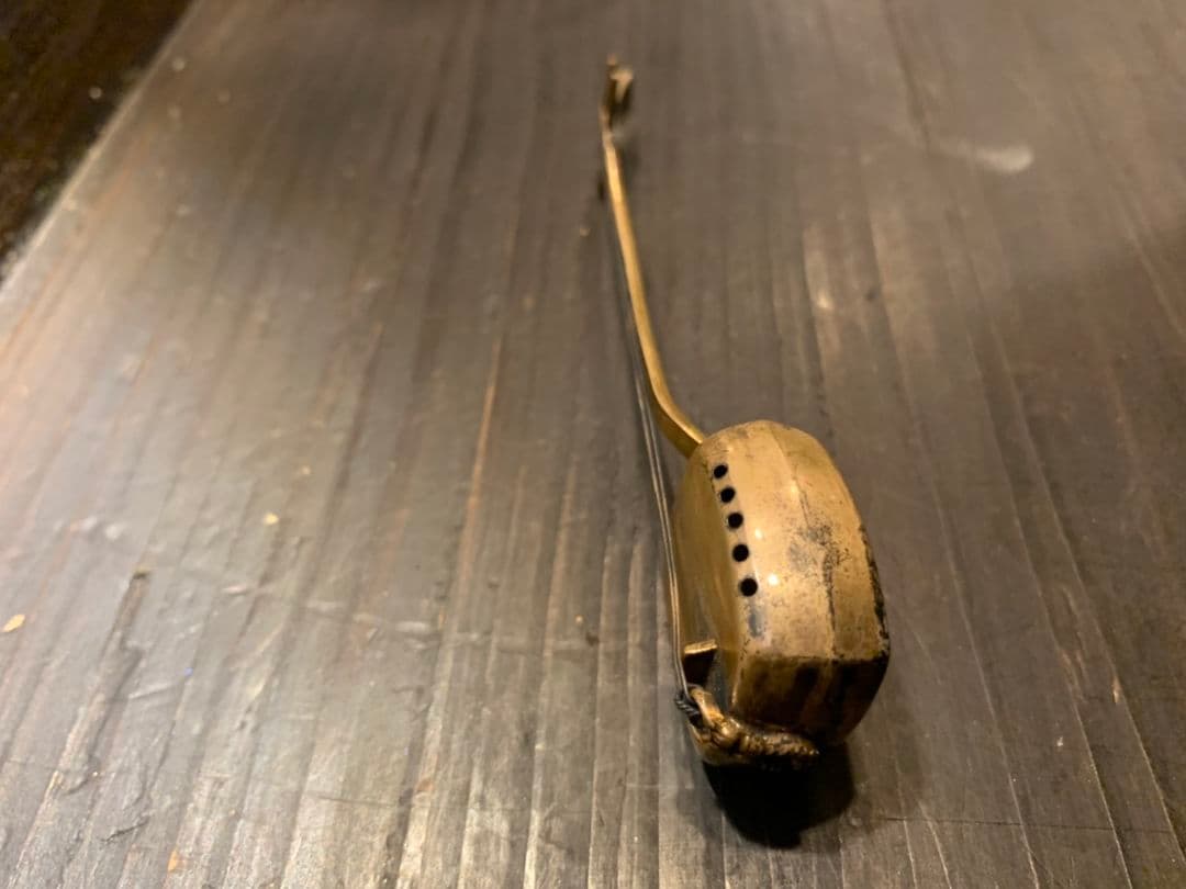 STEARLING950 金鍍金 三味線細工 時代物 根付け 薬入れ 珍品