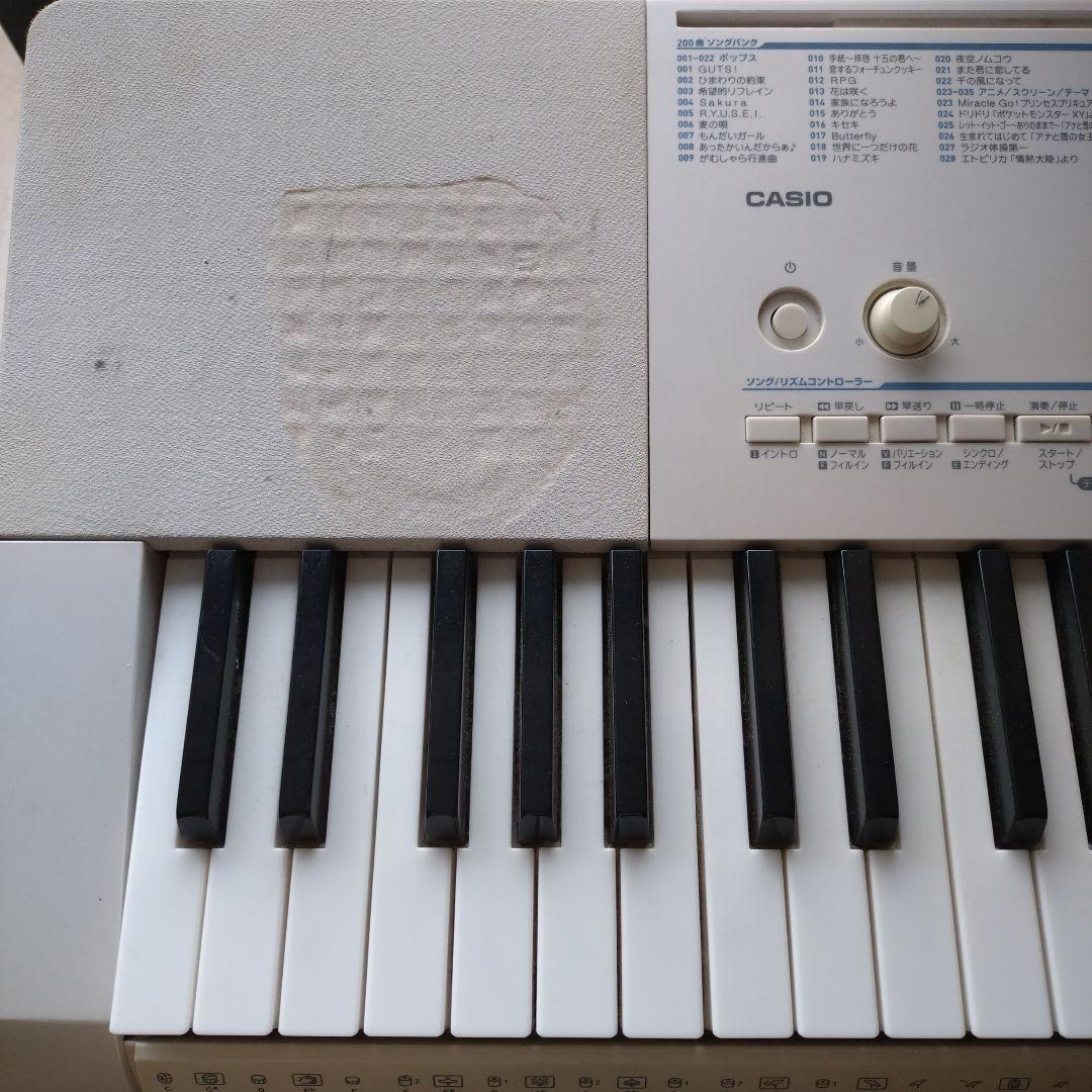 CASIO 光ナビゲーション　キーボード　電子ピアノ LK222