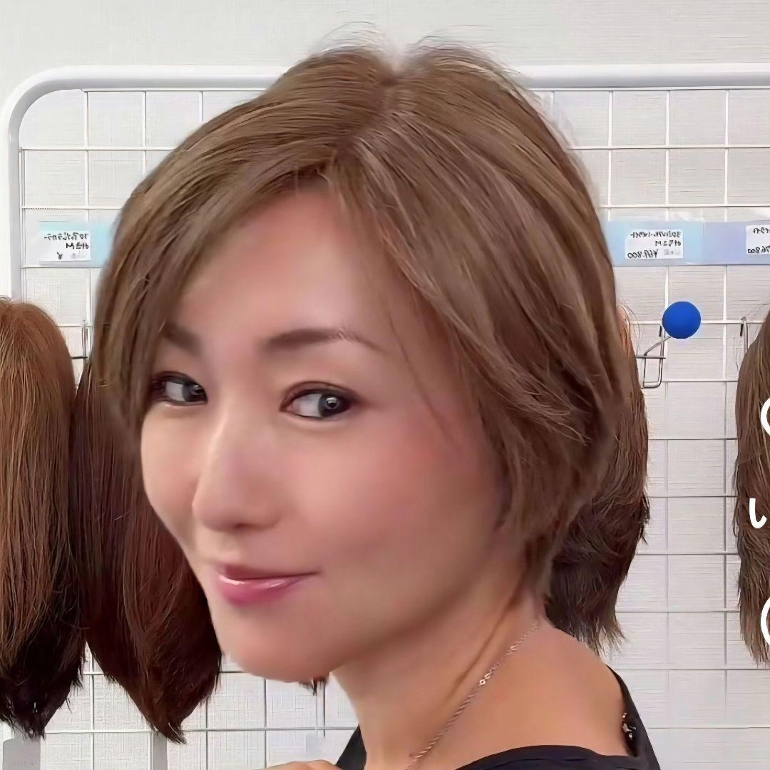 美品 百合子ウイッグ みちこパーマ 3Dウィッグ