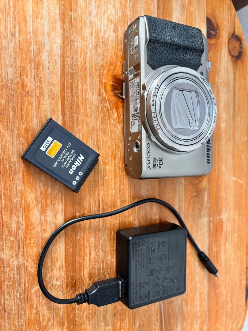 Nikon COOLPIX S9900 デジカメ