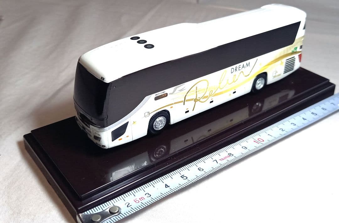 JRバス関東　日野セレガ　「プレミアムドリーム　ルリエ号」白カラー