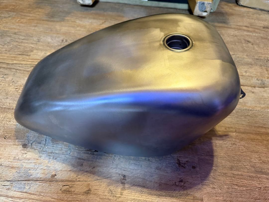 FXBB スポーツスタータンク　ストリートボブ　タンク　m8 18-24