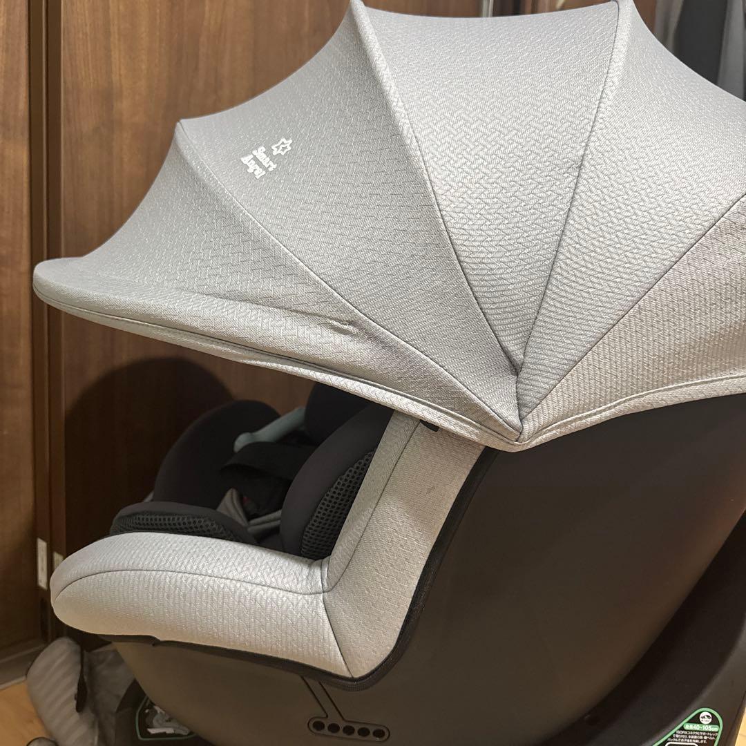 cococo新品未使用/チャイルドシート/ターンレジェネクストキャノピー