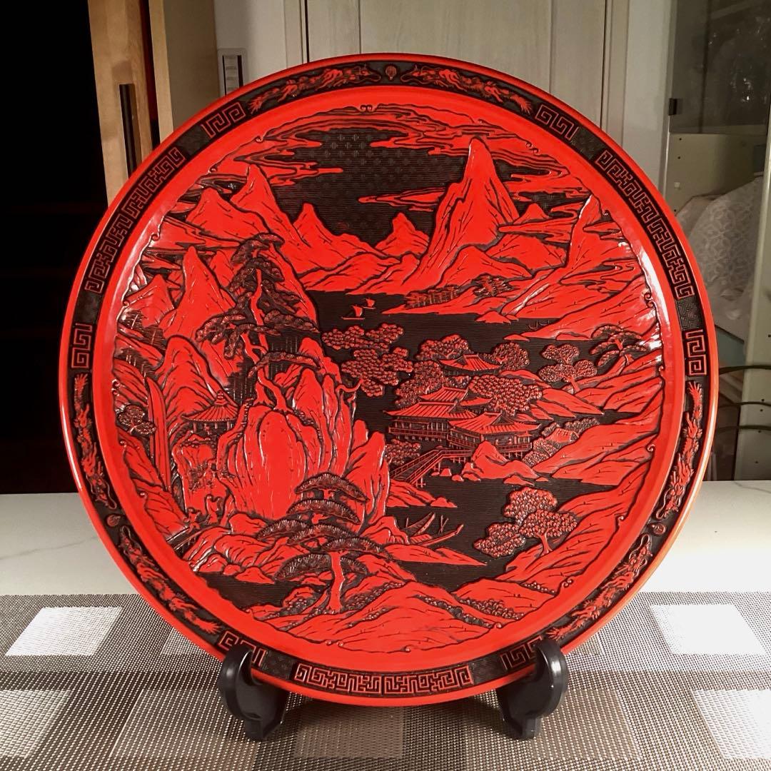 『暮らしのうー特価』　堆朱　大皿　飾り皿　皿立て付き　特大サイズ