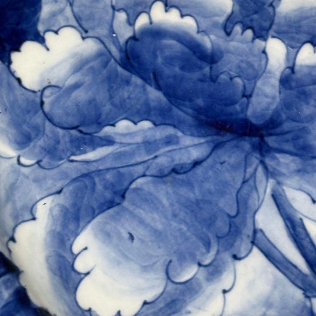 幕末〜明治期　青磁染付夜桜図楕円形大皿　牡丹文様　福　裏葡萄文様　48.6cm