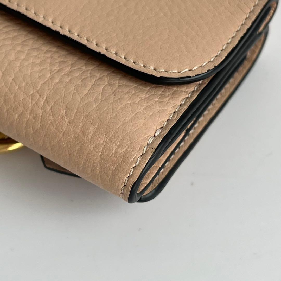 ✨未使用レベル✨　Chloe 財布　ベージュ　レザー　ホログラムシール