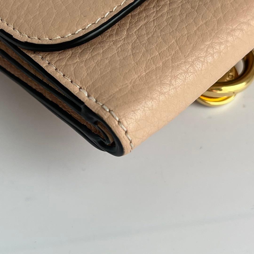 ✨未使用レベル✨　Chloe 財布　ベージュ　レザー　ホログラムシール